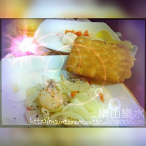 暖笠笠海鮮牛奶湯